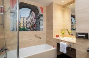 Leonardo Hotel Madrid City Center - Salle de bain