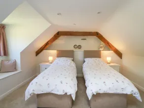 Cattle Tree Cottage - Rom