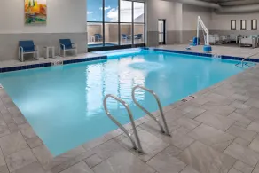 DoubleTree by Hilton Springfield - Piscine