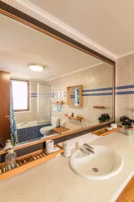 Oceania & Panorama Villas - Bathroom