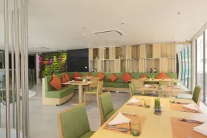 Zazz Urban Ho Chi Minh - Restaurant