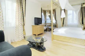 Suite, shower or bath, toilet - Habitación