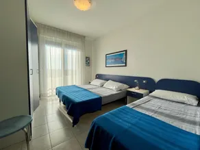 Lovely flat overlooking the pool - Rum