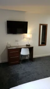 Premier Lodge - Chambre