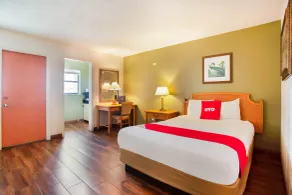 OYO Waterfront Hotel- Cape Coral Fort Myers, FL - Chambre