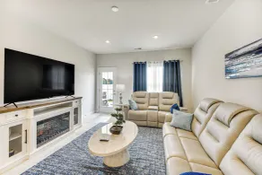 Beautiful Family Retreat By Pasquotank River - Interior