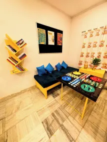 Hidden Monkey Hostel, Chet Singh Ghat, Varanasi - Resepsjon