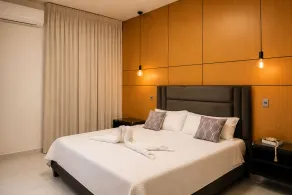 Skylight Suites Hotel - Room