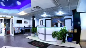 R Nite Star Hotel At Arlington Entertainment District - Réception