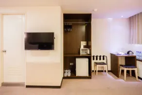 Green World Sansui - Room