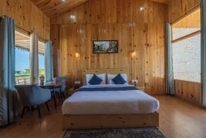 The Golden Castle Hotels - Room