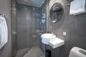Motel One Copenhagen - Bathroom