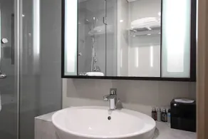 Tyms 1BR APT Huijing Garden - Bad
