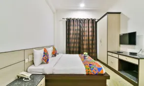 FabHotel Rallkmas - DLF Phase 2 & MG Road Metro - Rum