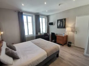 Logis Hotel Le Cerf - Værelse