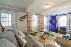 Home Near Skiing & Downtown Worcester - Interiör
