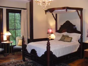 Adair Manor Bed & Breakfast - Habitación