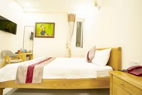 Hung Binh Hotel - Room