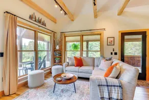 Fire Pit & Views: Pet-friendly Vermont Cabin - Interiør