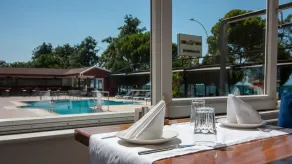 Lake Life Hotel - Restaurant