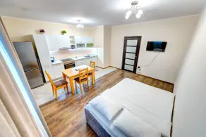 Apartment Voskresenska 18 , Парковые Озера - Room