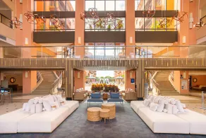 Hotel Jurerê Beach Village - OFICIAL - Recepción