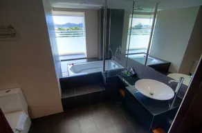 C'haya Hotel - Badrum