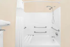 Microtel Inn & Suites by Wyndham Corpus Christi/Aransas Pass - Salle de bain