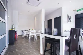 Hotel O Gs Hotels Near Strand Mall - Restaurant