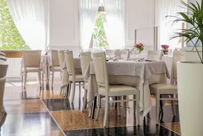 Hotel Mediterraneo - Restaurang