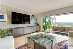 Luxe Mid-Century Austin Home w/ Canyon Views - Interiør