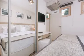 Villa Royal Apartments - Room