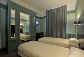 Le Grand Hotel - Room