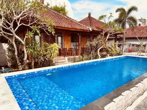 Krisna Bungalows and Restaurant - Piscina
