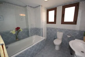 Vineland Sheromyli Villas - Bathroom
