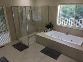 Emerald Ridge - Bathroom