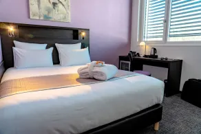 Nash Pratik Hotel - Zimmer