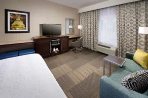 Hampton Inn & Suites Falls Church - Chambre