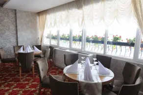 Manhattan Hotel - Restaurant