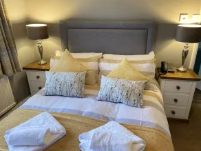The Royal Oak Inn - Room