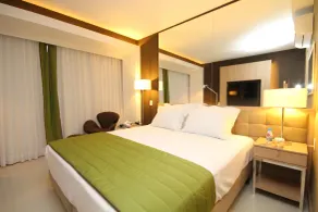 Esuites Savassi Toscanini - Room