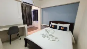 RQ Suvarnabhumi Airport by Collection O - Chambre