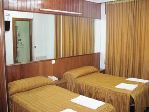 Hotel Antoyana - Chambre