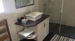 Dulrush Lodge Guest House, Restaurant and Self-Catering - Bathroom