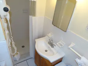 A Tropical Breeze Beach Club - Anna Maria Island - Chambre