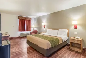 Econo Lodge Truman Inn - Room