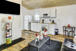 1 Mi to Dtwn Enterprise: Pet-friendly Home w/ Yard - Innvendig