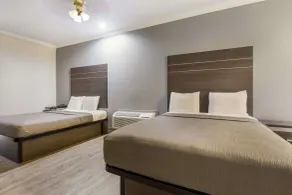 Americas Best Value Platinum Inn & Suites - Chambre