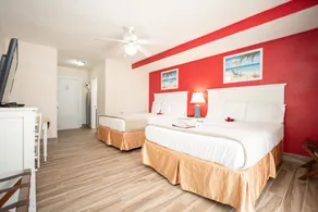 Island Sun Inn & Suites - Historic Venice & Beach Getaway - Chambre