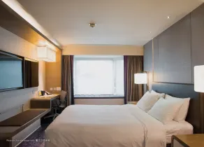 Royal Plaza Hotel - Room